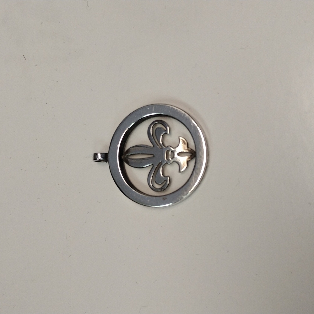 Mignon Faget Fleur de lis Pendant